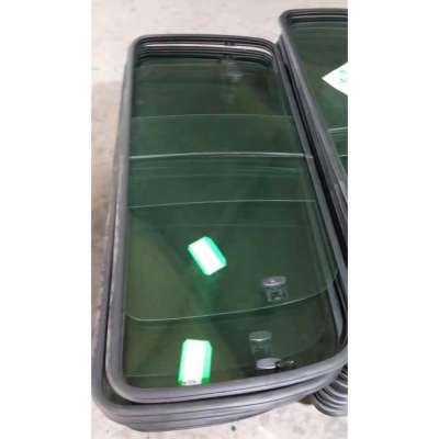 Auto Glass With Frame Middle Side Windshield For Toyota Hiace 1994 15 Seats